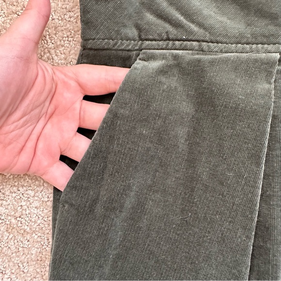 United Colors of Benetton Green Corduroy Skirt - Picture 2 of 4